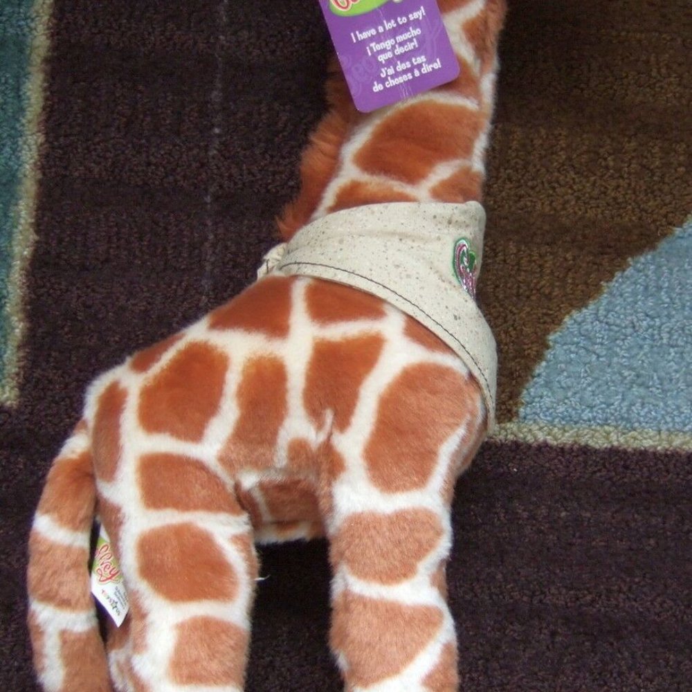2000 TALKING STANDING 18" GEOFFREY TOYS R US GIRAFFE STUFFED ANIMAL PLUSH TOY